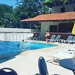 Midi מלון אלאניה