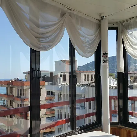 Hotel Midi